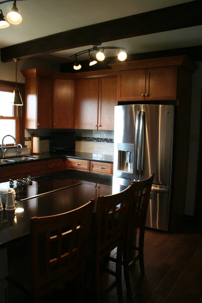 Southside Transition Kitchen by Kitchens Inc. - Photo 3