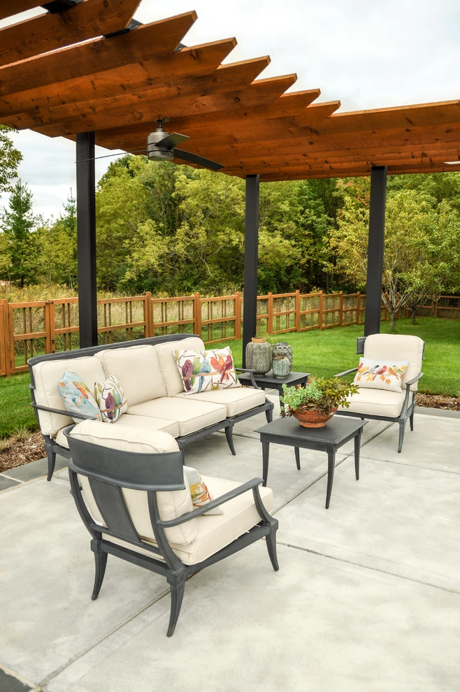 Contemporary Outdoor Space by David J Frank Landscape Contracting Inc - Photo 4