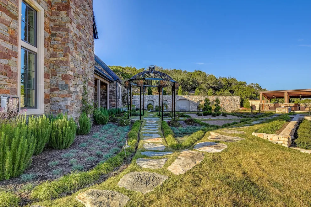 12th Century Estate and Cottage by Eppright Homes, LLC - Photo 49