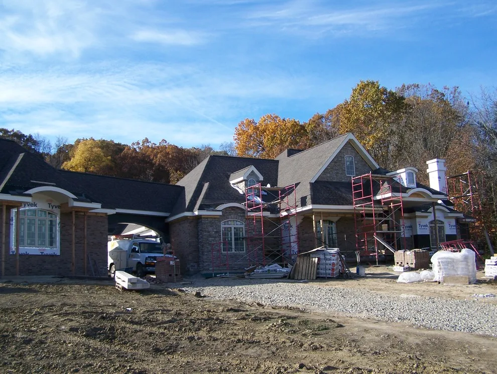 Project 1343 by Luxury Homes, Inc. - Photo 8