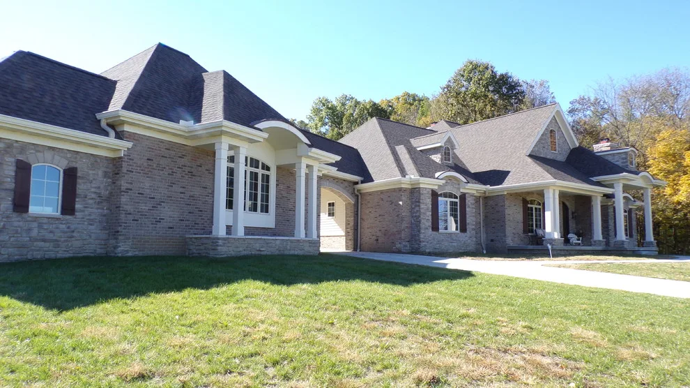 Project 1343 by Luxury Homes, Inc. - Photo 12
