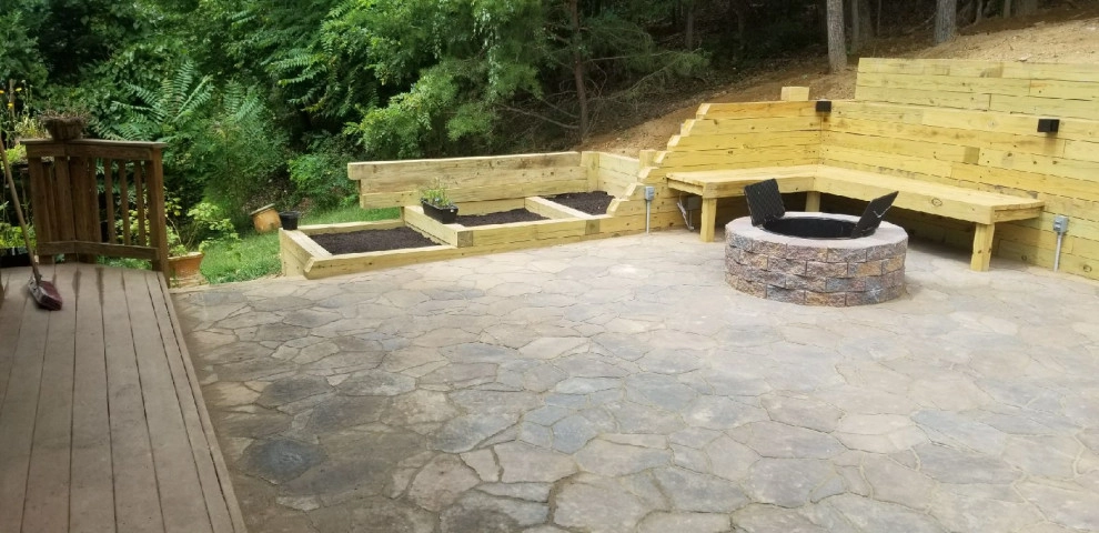Decked Out Landscapes - Photo 10