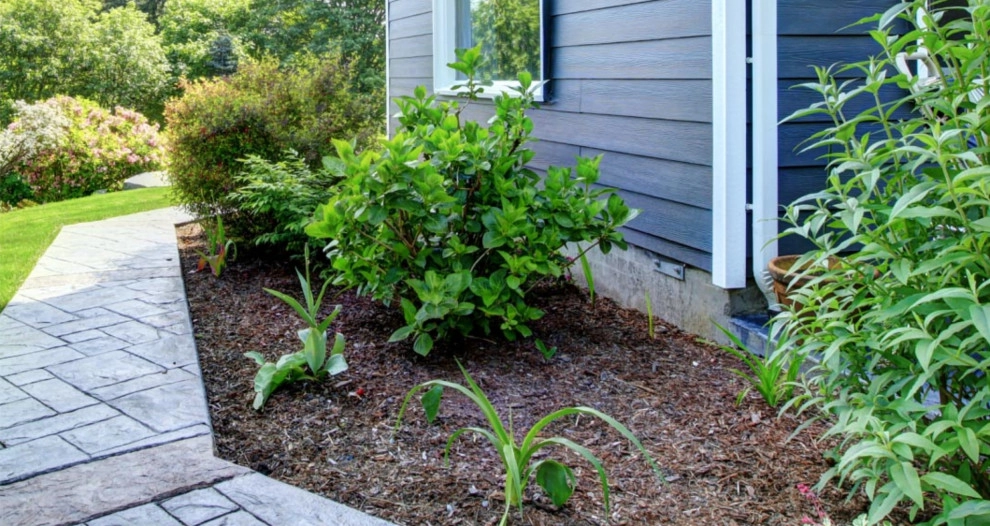 Hardscaping by Decked Out Landscapes - Photo 4