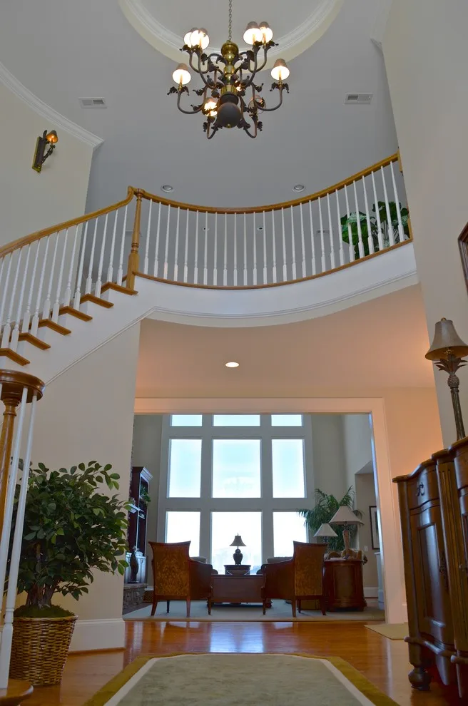 Three Hundred Vermont Avenue by BrockWorks, Inc. - Photo 7