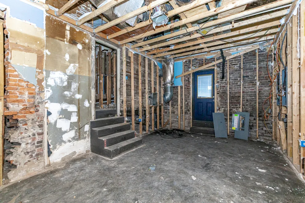 573 North Limestone - Initial 상태 by J. Parrish Builders - Photo 9