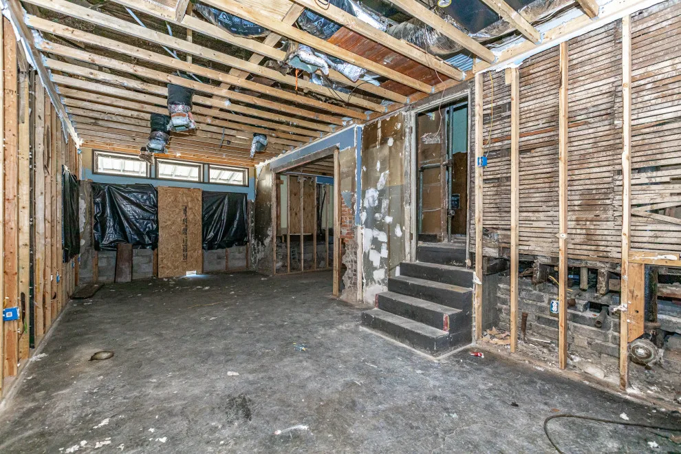 573 North Limestone - Initial 상태 by J. Parrish Builders - Photo 20