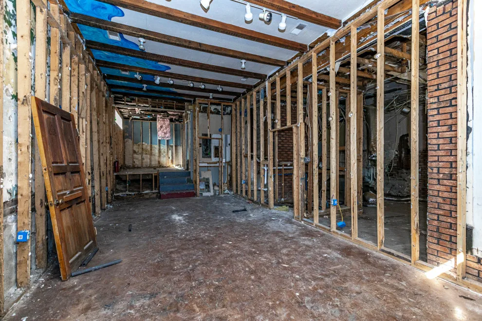 573 North Limestone - Initial 상태 by J. Parrish Builders - Photo 37