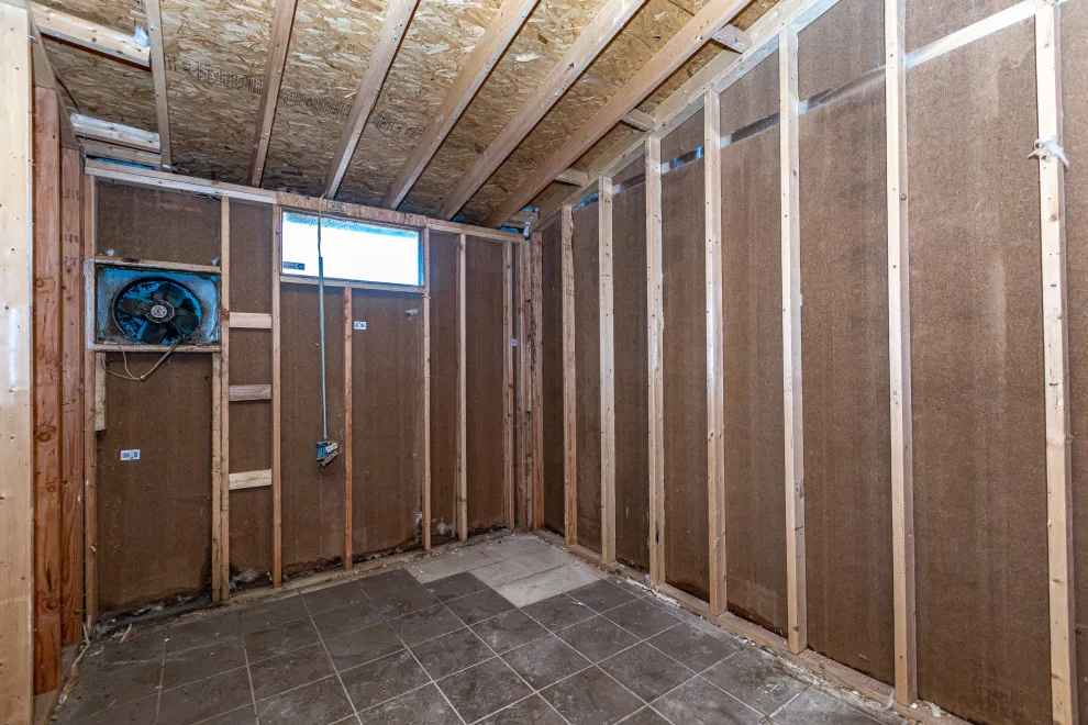573 North Limestone - Initial 상태 by J. Parrish Builders - Photo 21