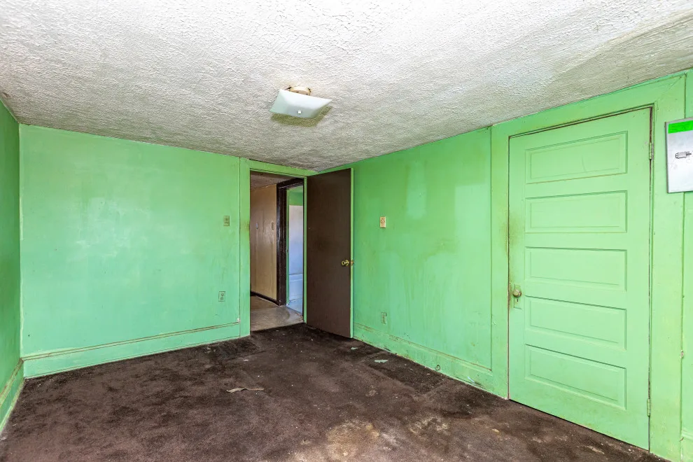 573 North Limestone - Initial 상태 by J. Parrish Builders - Photo 45