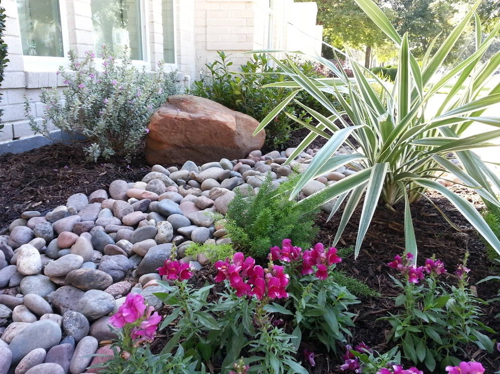 The Pilkington Residence by Easy Landscape Plan, LLC - Photo 3