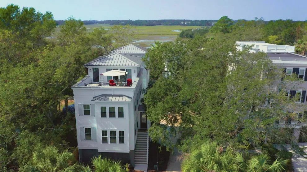 Luxury Custom Home: Summer Retreat by Delpino Custom Homes - Photo 39