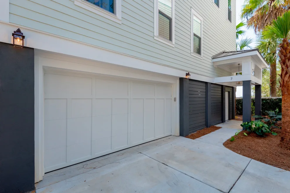 Delpino Custom Homes - Photo 6