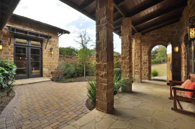 Contemporary Rustic Austin by Eppright Homes, LLC - Photo 3