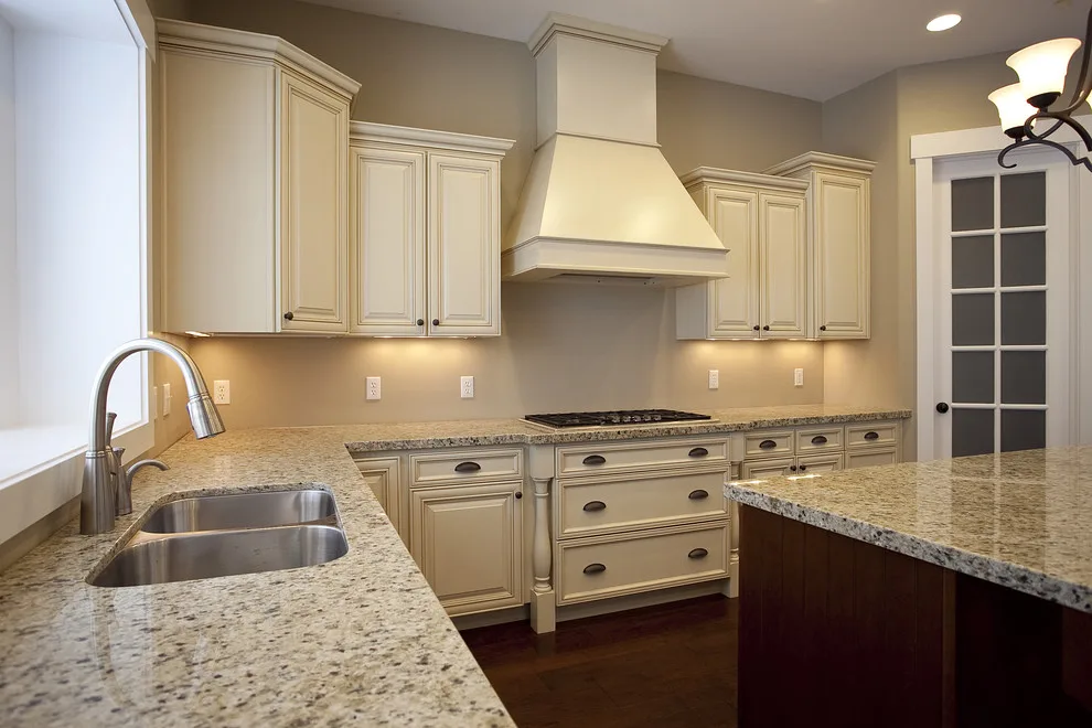 Draper Custom Home by Candlelight Homes - Photo 9