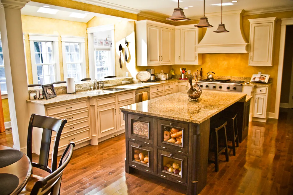Extensive Property - Cuyahoga Falls, OH by Master Plan Builders & Master Plan Design - Photo 4