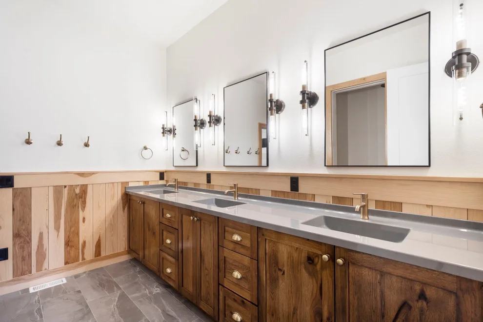 Upscale Country House by Doug Pitts Construction - Photo 28