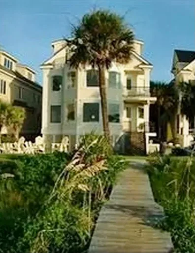 Oceanfront at North Forest Beach by Sanddollar Building & Remodeling Inc - Photo 9