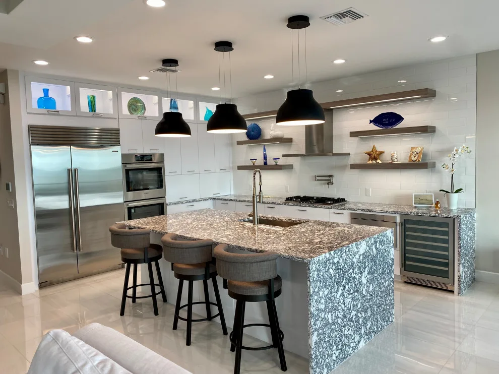 Packard Home by CEMCO Construction Company - Photo 4
