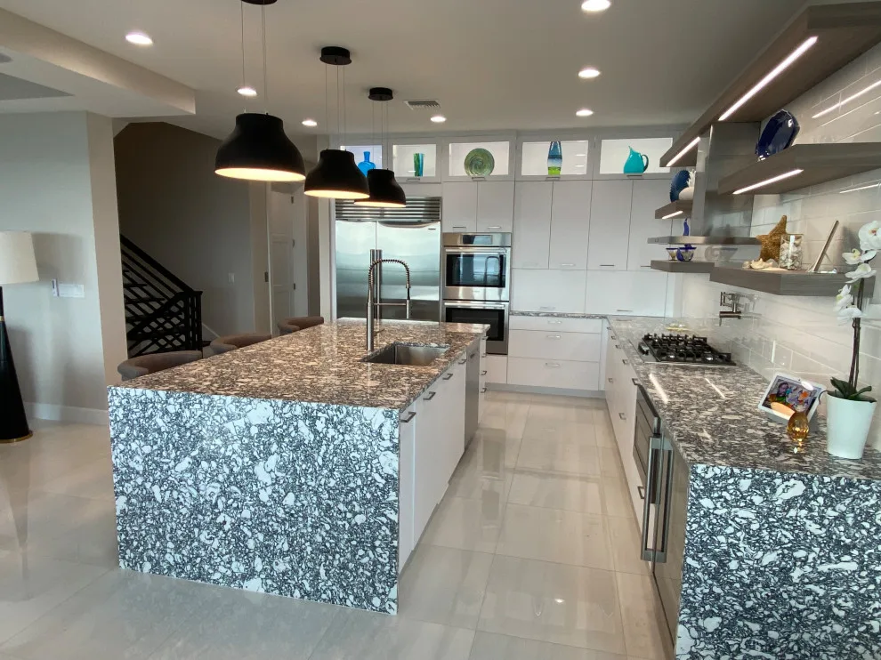 Packard Home by CEMCO Construction Company - Photo 14