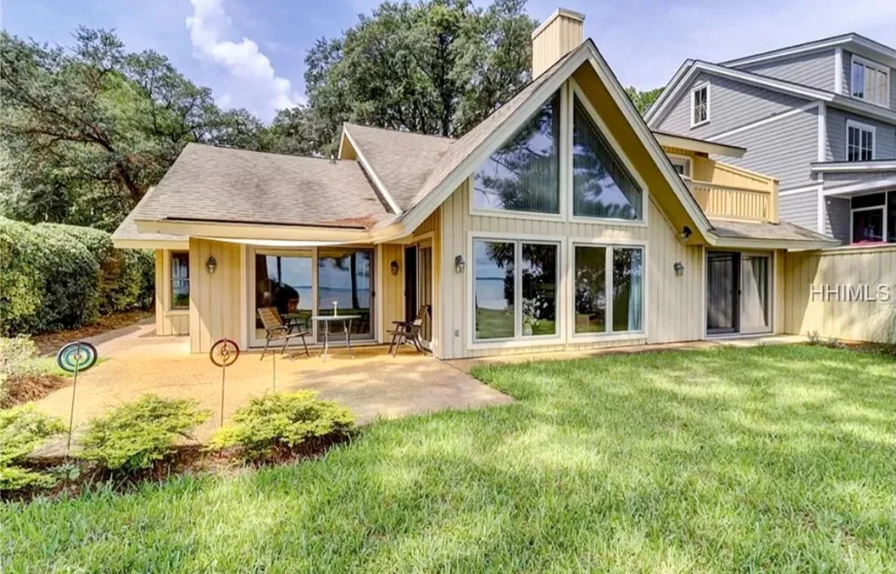 Hilton Head Community by Sanddollar Building & Remodeling Inc - Photo 4
