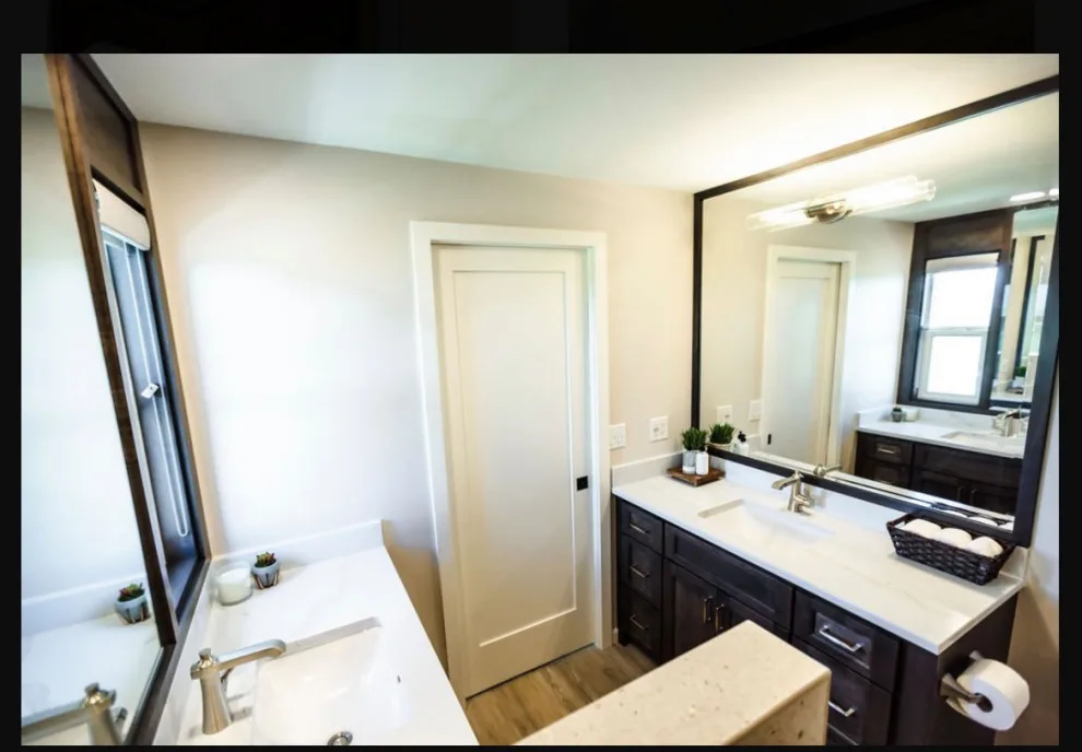 Complete home makeover by Collins Fine Homebuilding - Photo 7