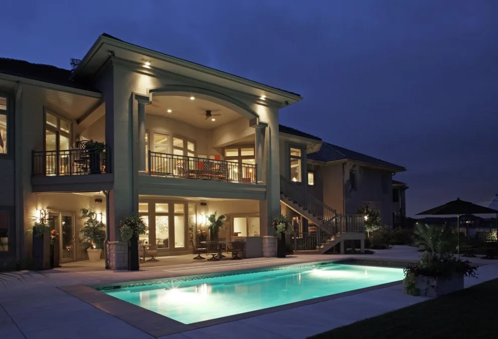 Mediterranean Lakeside Home by Curt Hofer & Associates - Photo 5