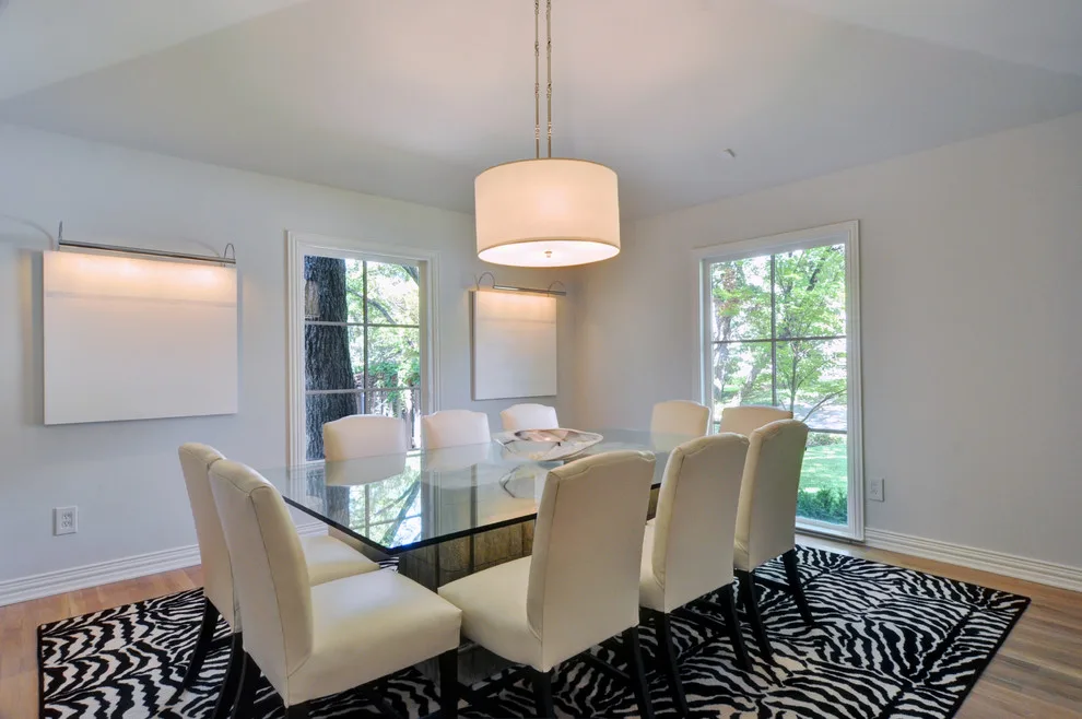 Contemporary Bungalow by Braswell Homes Inc - Photo 12