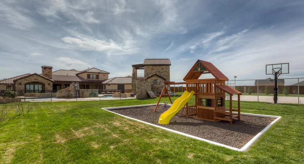 Gemstone Residence by Anderson Fine Homes - Photo 2