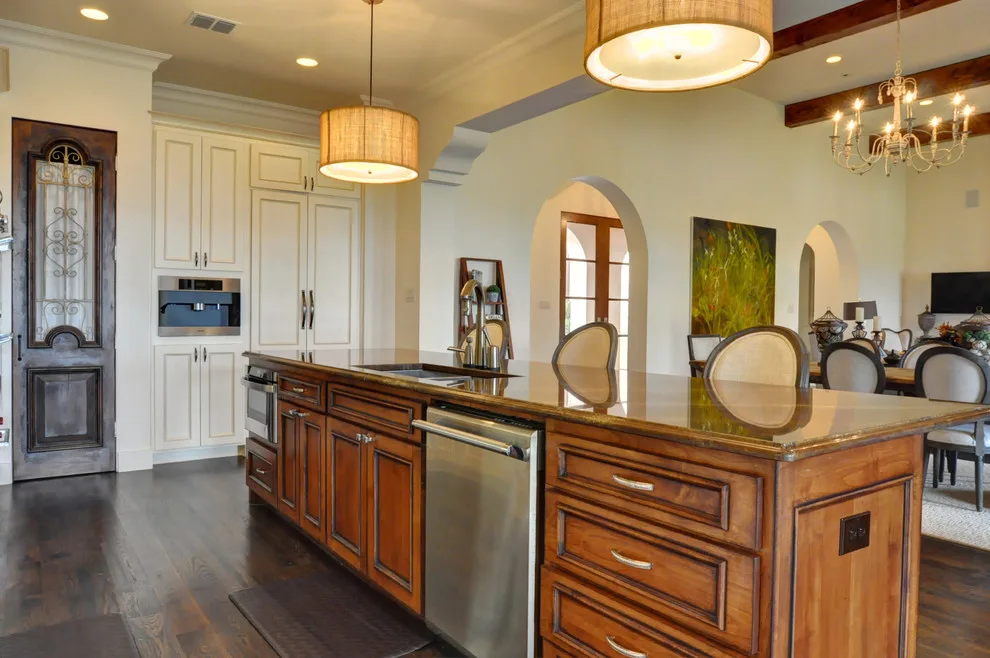 Colonial Spanish by Braswell Homes Inc - Photo 24