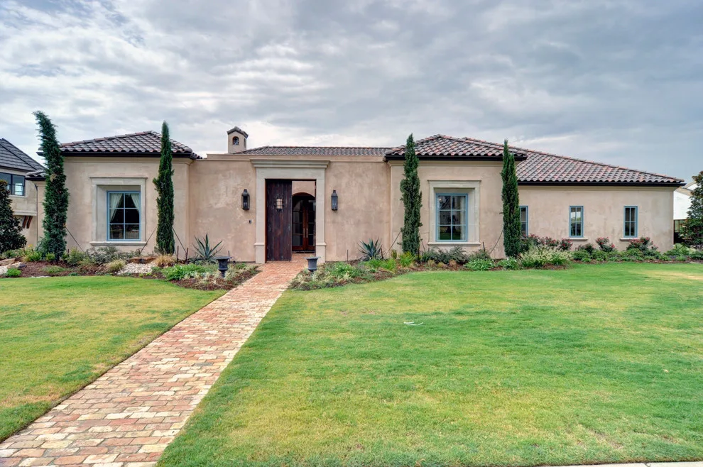 Colonial Spanish by Braswell Homes Inc - Photo 26