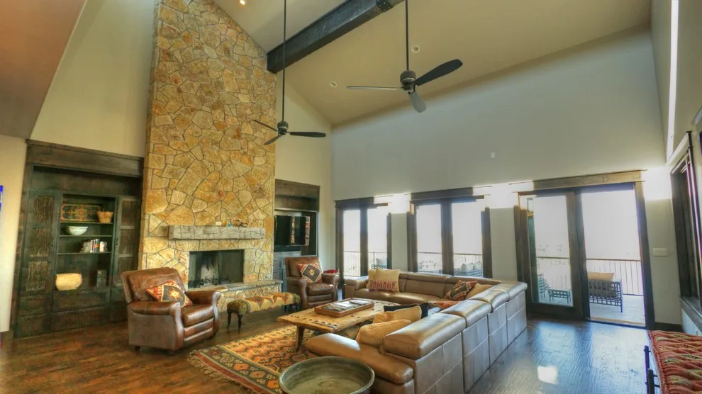 The Texas Residence by Anderson Fine Homes - Photo 15