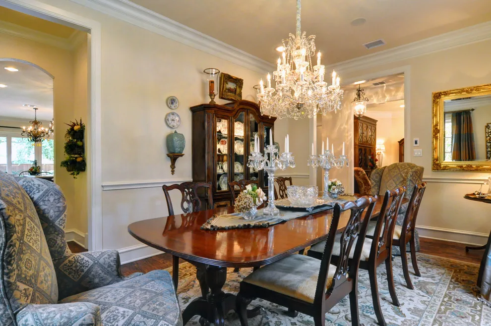 classic renovation by Braswell Homes Inc - Photo 5