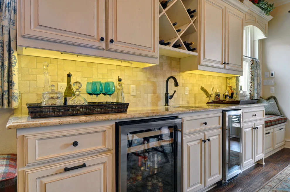 classic renovation by Braswell Homes Inc - Photo 25