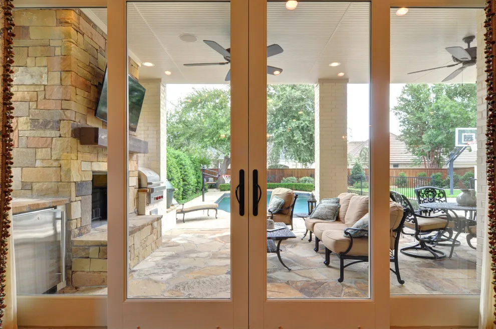 classic renovation by Braswell Homes Inc - Photo 12