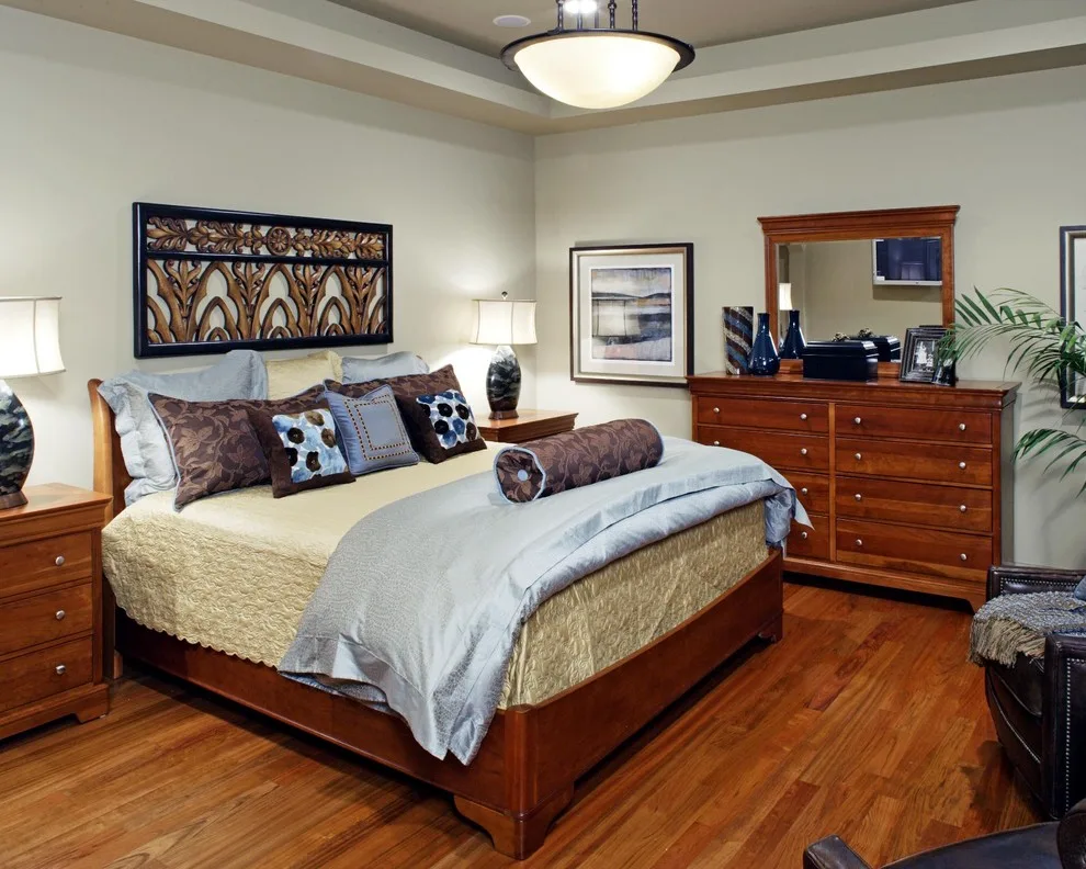 Classic Display Home by Curt Hofer & Associates - Photo 2