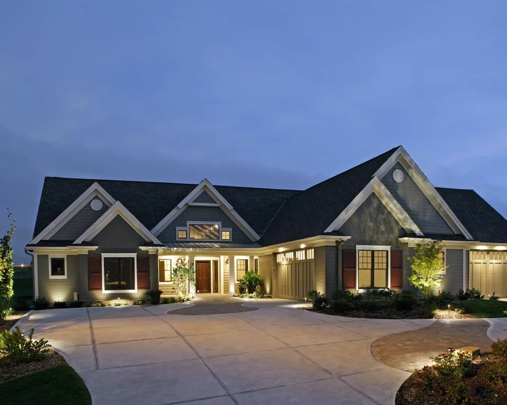 Classic Display Home by Curt Hofer & Associates - Photo 4