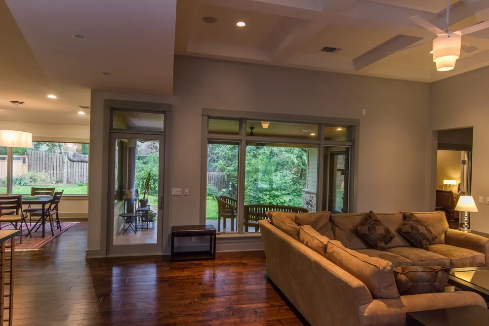 Travis Heights | Tailor-Made Residence by Katz Builders, Inc. - Photo 5