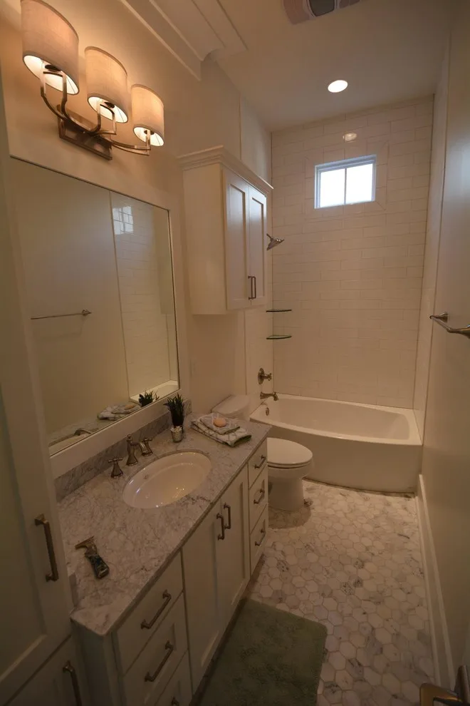 Contemporary Cottage by the River Ranch by Braniff Construction - Photo 17