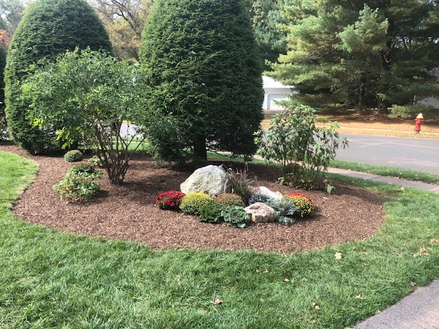 FoxChase - West Hartford by Donnellan & Sons Landscaping - Photo 15