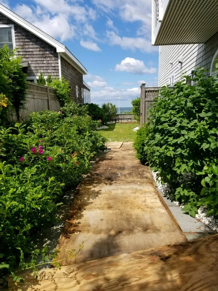 Old Saybrook Putting Green by Donnellan & Sons Landscaping - Photo 7