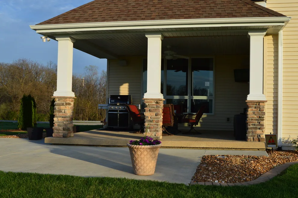 Project 1245 by Luxury Homes, Inc. - Photo 11