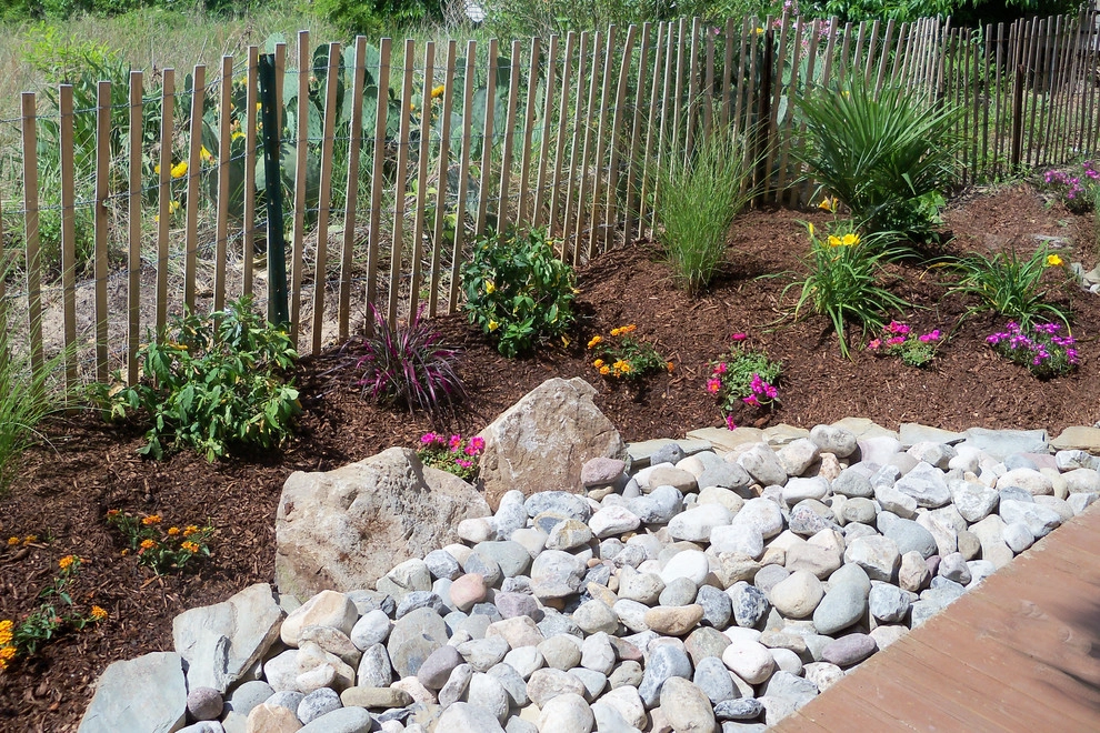 Landscape on the Bay by Dr. Dan's Landscaping & Architectural Design - Photo 9