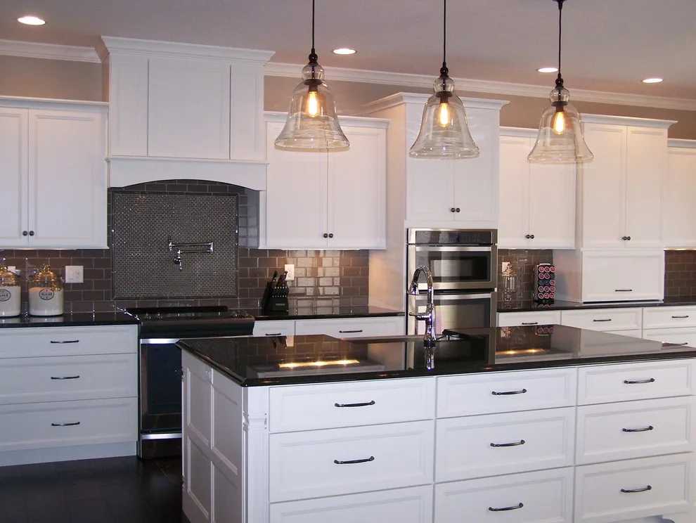 Thirteen Thirteen by Luxury Homes, Inc. - Photo 40