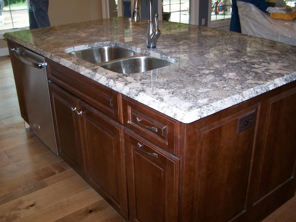 Project 1323 by Luxury Homes, Inc. - Photo 2