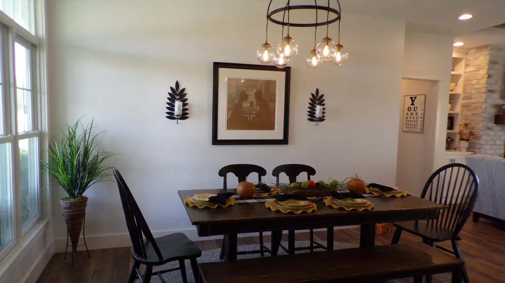 Project 1369 by Luxury Homes, Inc. - Photo 4