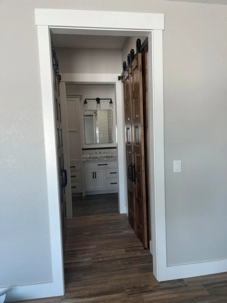 Project 1429 by Luxury Homes, Inc. - Photo 28