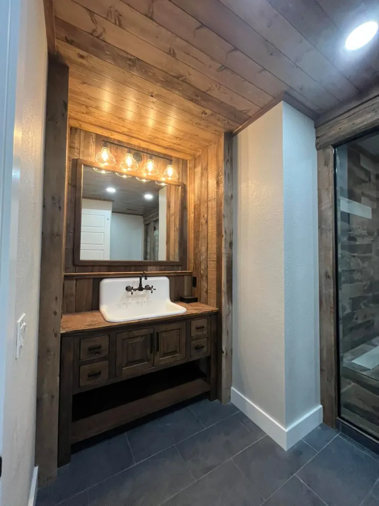 Project 1429 by Luxury Homes, Inc. - Photo 7