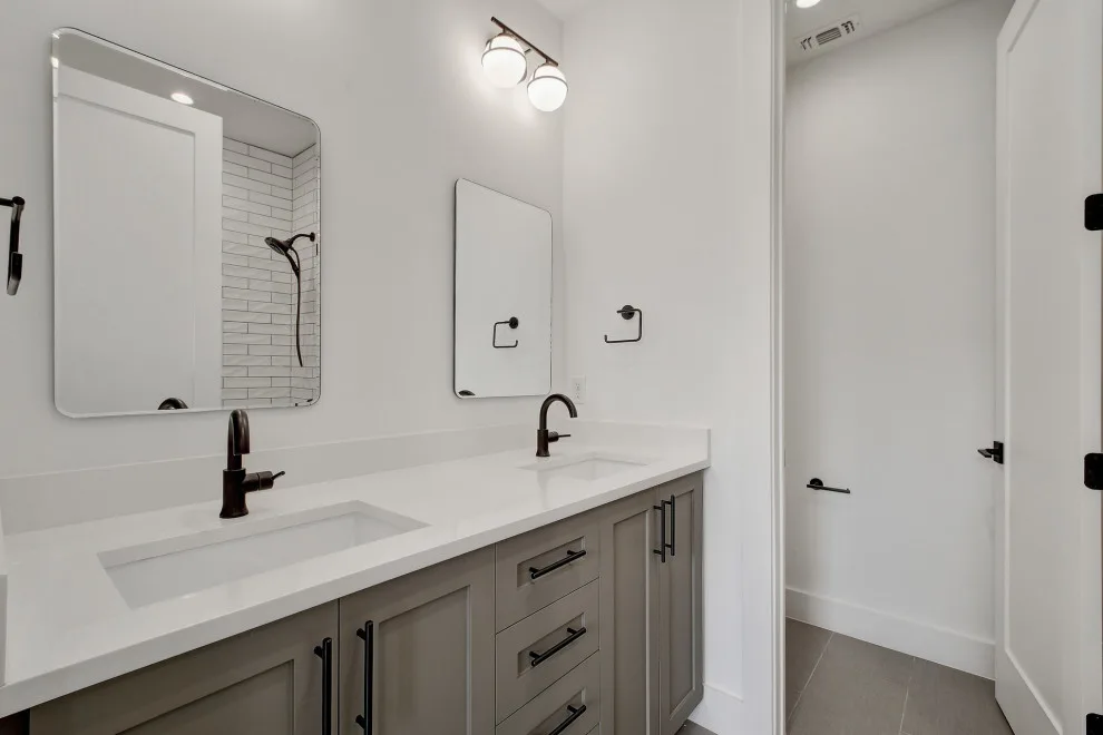 1710 Norris Lane by Moazami Homes - Photo 18