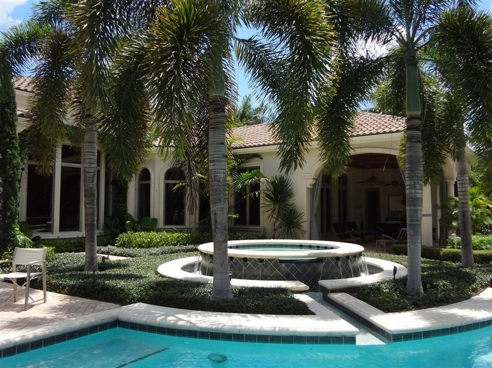 Palm Beach, FL Backyard by Botanical Visions - Photo 2
