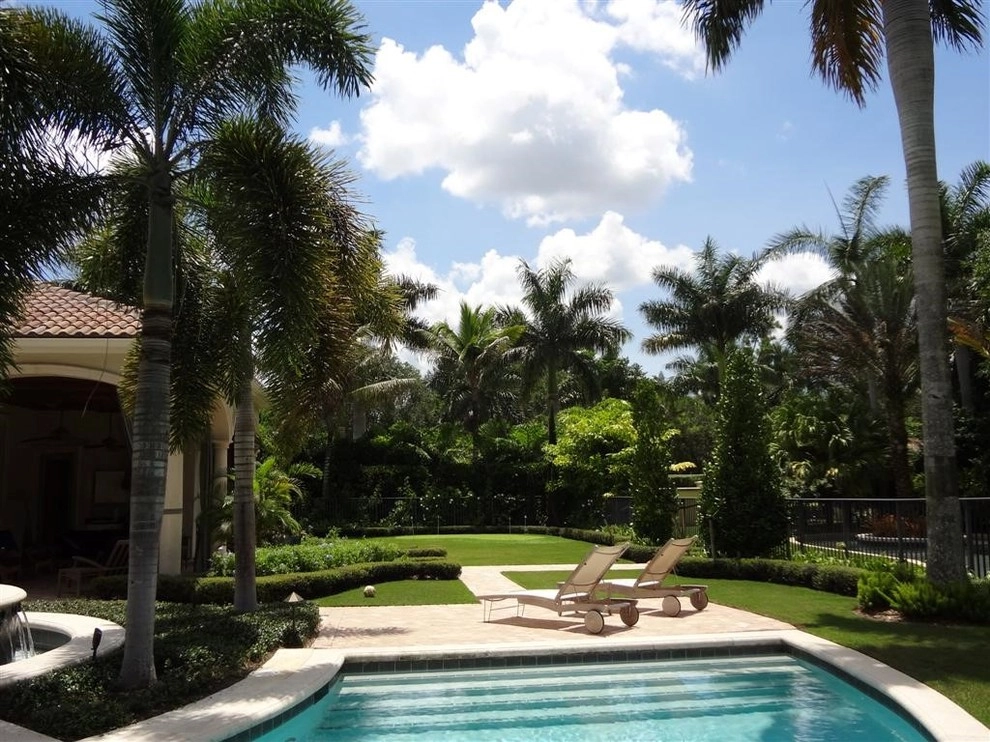 Palm Beach, FL Backyard by Botanical Visions - Photo 3